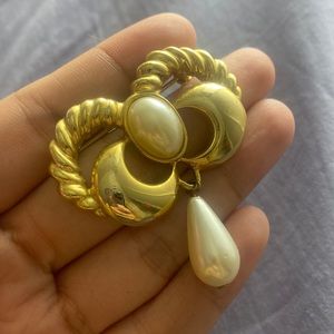 4for 25vintage brooch